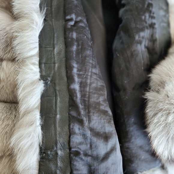 Fox fur jacket by Fox The Label. Silver/gray. Size medium. - Picture 2 of 8